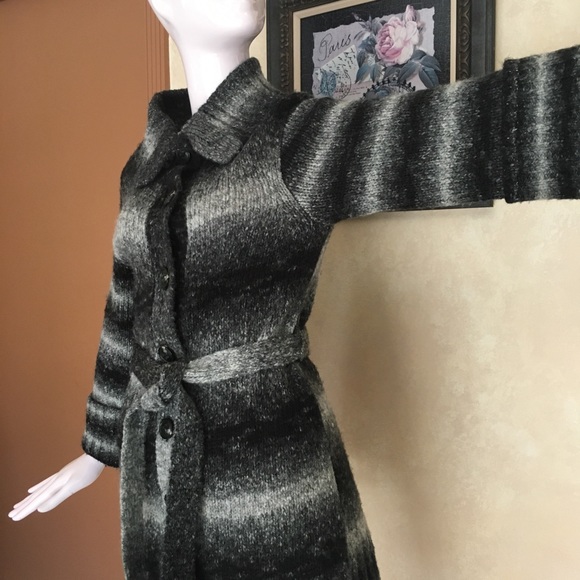 TRINA TURK long cardigan-Size S - Picture 2 of 6